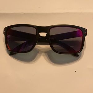 Oakley Holbrook Red Iridium